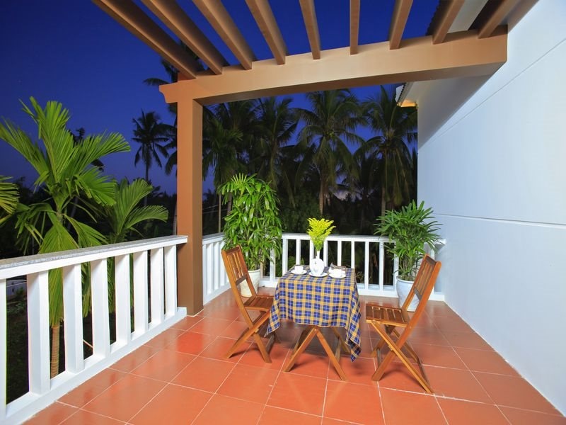 Balcony & Terrace