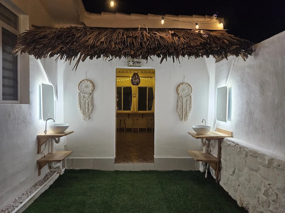 Sunset Surf Villa