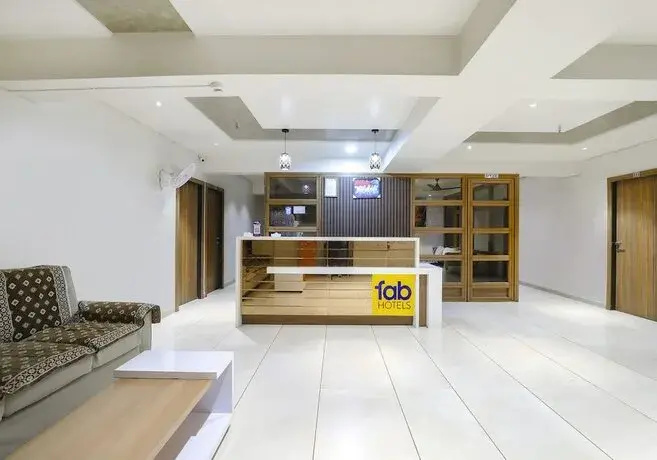FabHotel Bharosa Inn