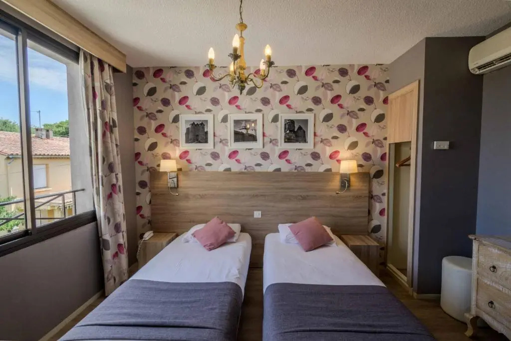 Standard Double room (twin beds)