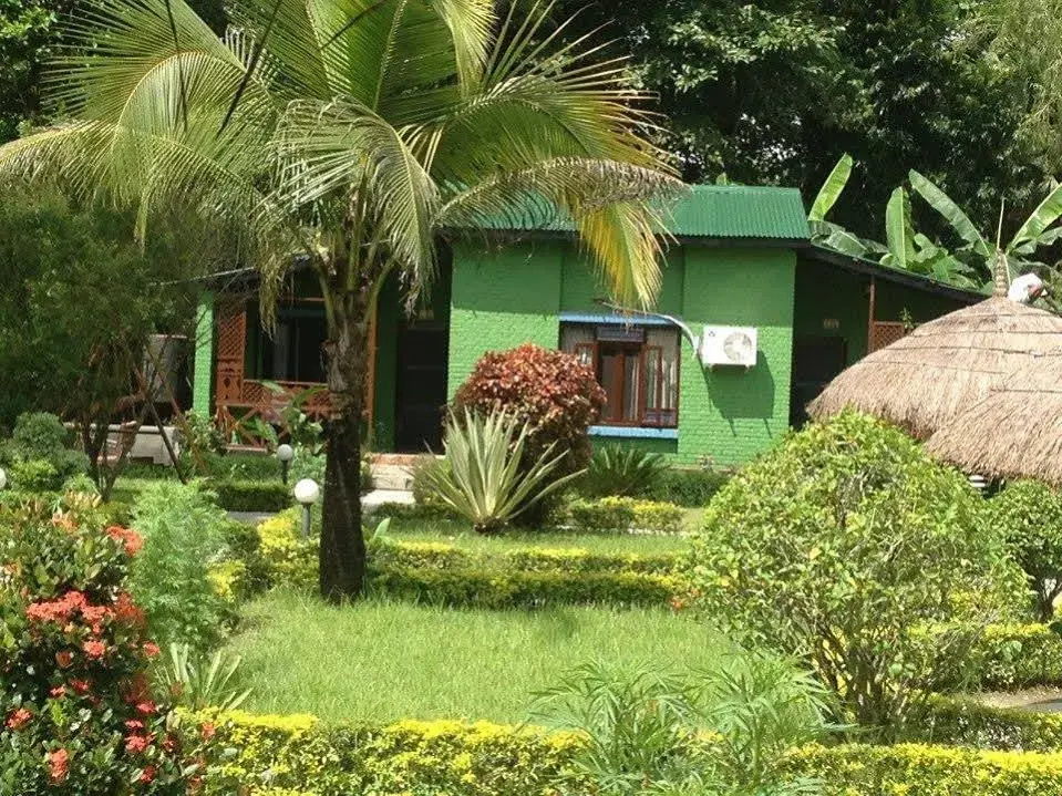 Chitwan Resort Camp