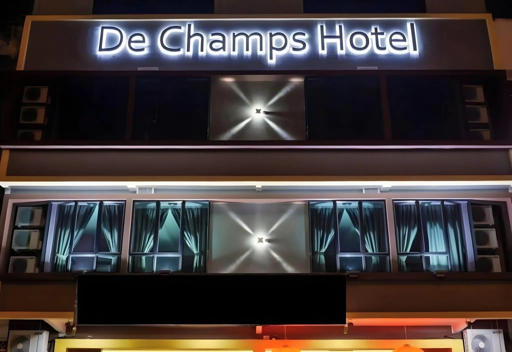 De Champs Hotel