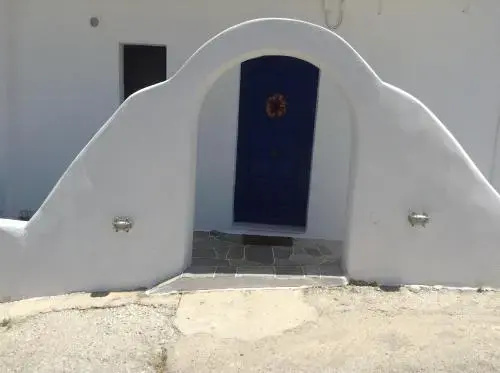 Nikoletta Rooms