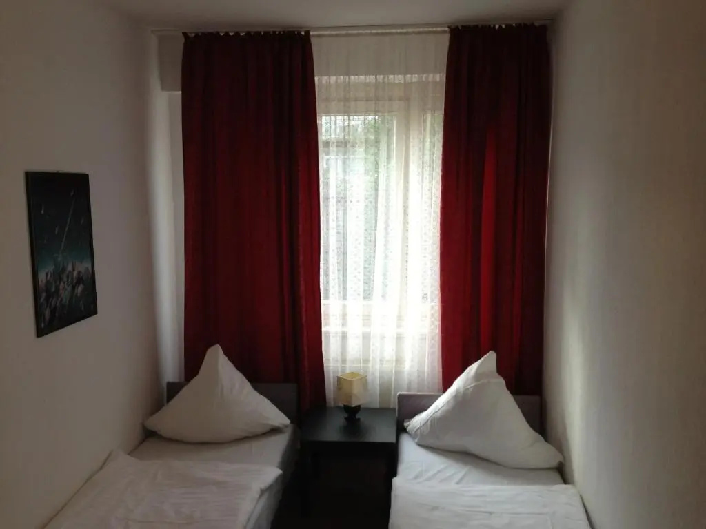 Standard Double room (twin beds)