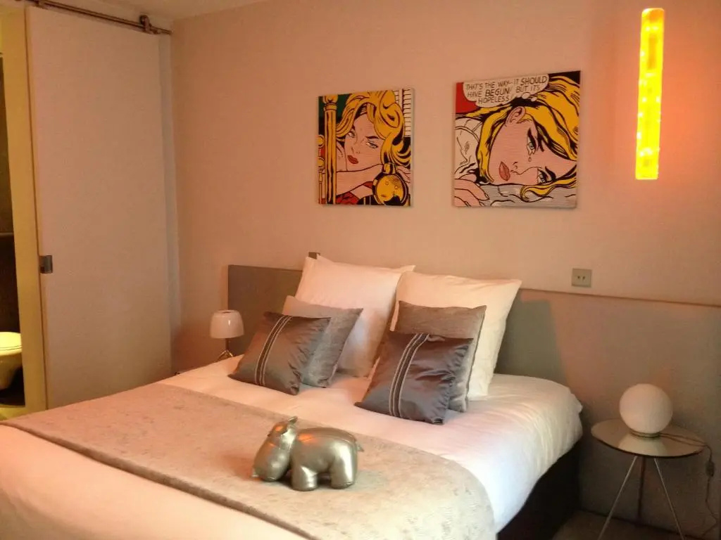 Comfort room