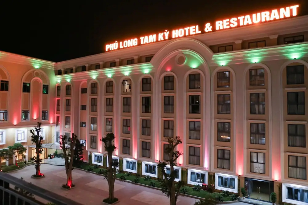 Phu Long Tam Ky Hotel & Restaurant