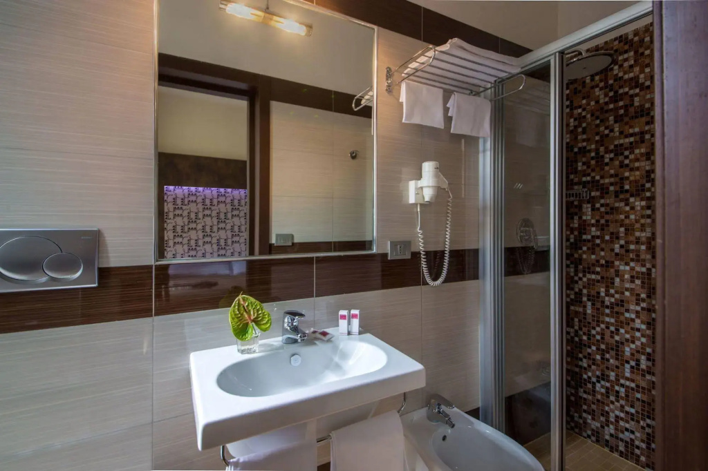 Hotel photo 10