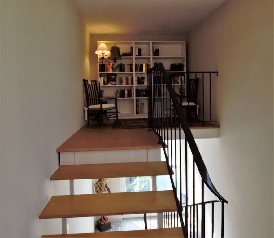 3 Bedrooms Family Villa with city view