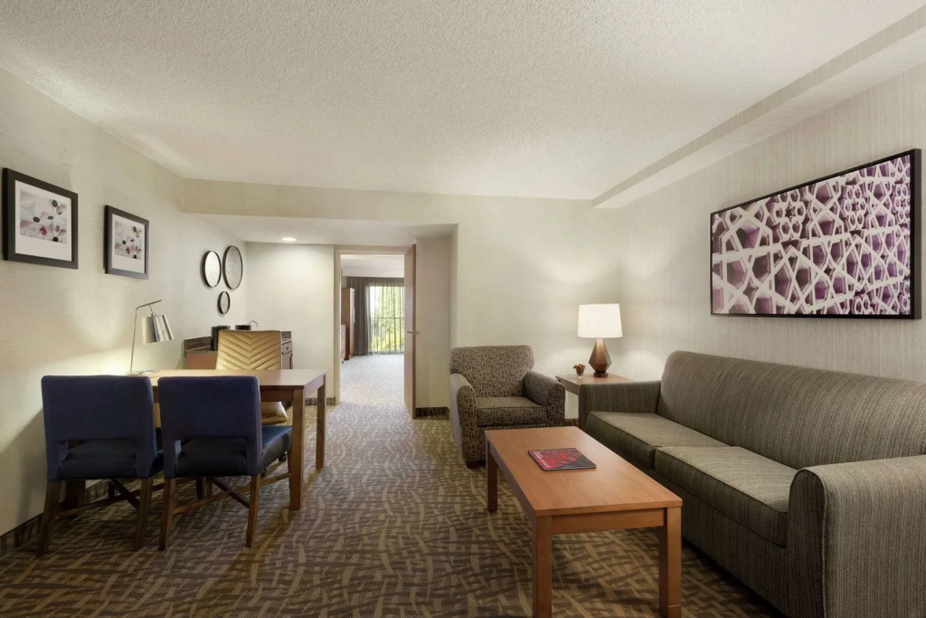 Embassy Suites by Hilton Santa Ana Orange County Airport - Général