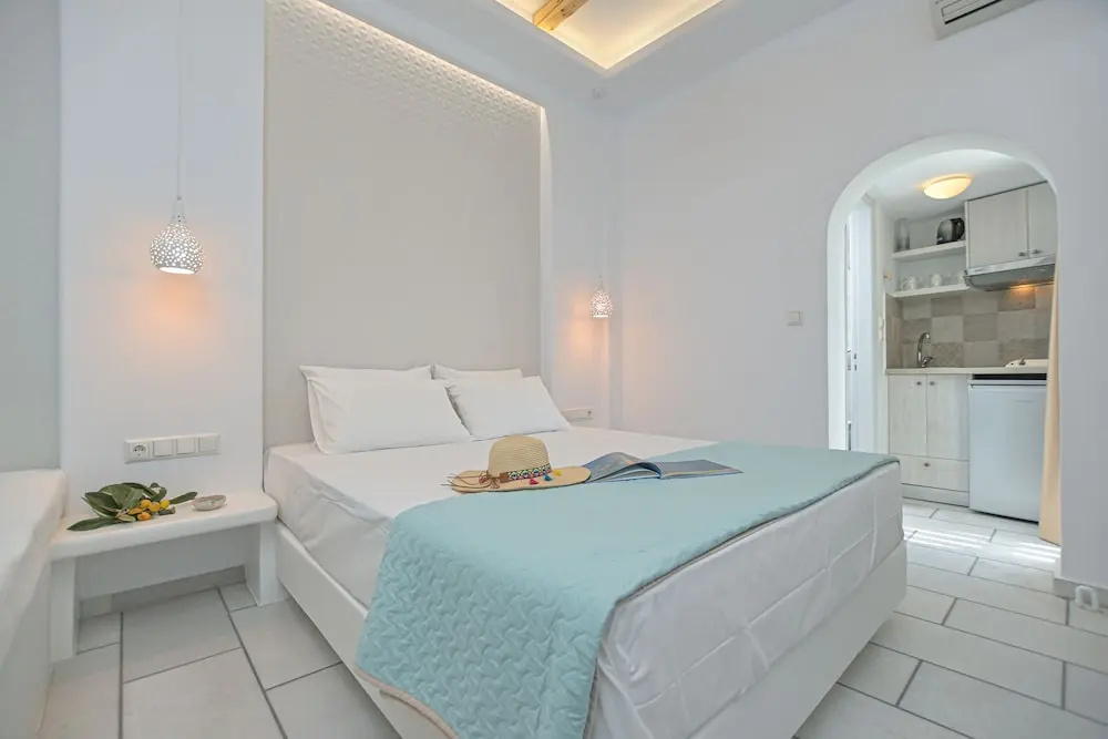 Standard Triple room with balcony
