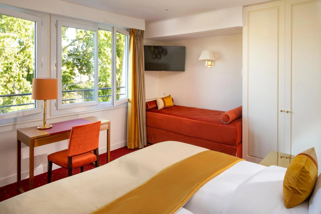 Отель Hotel de Suede Saint Germain в Париже
