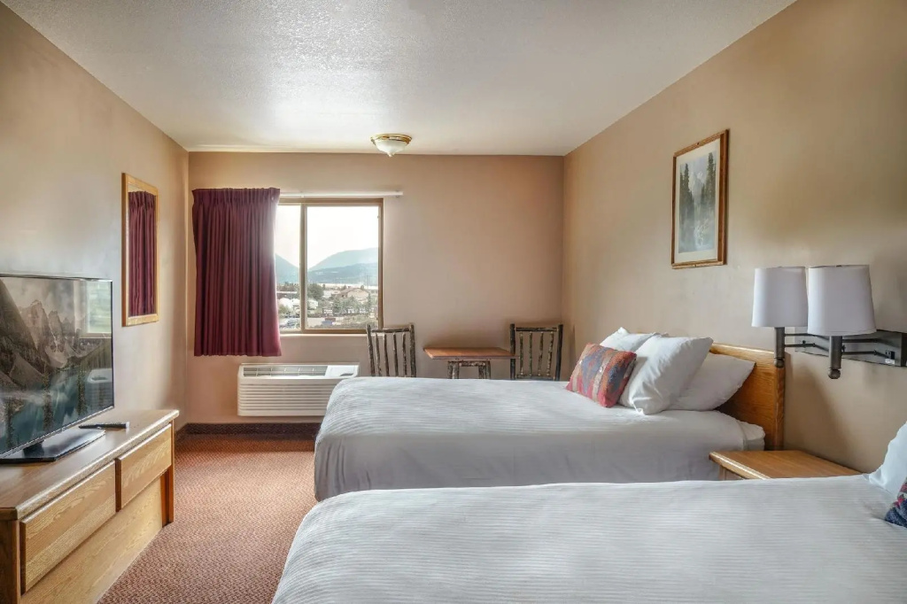 Whitewater Inn — 4
