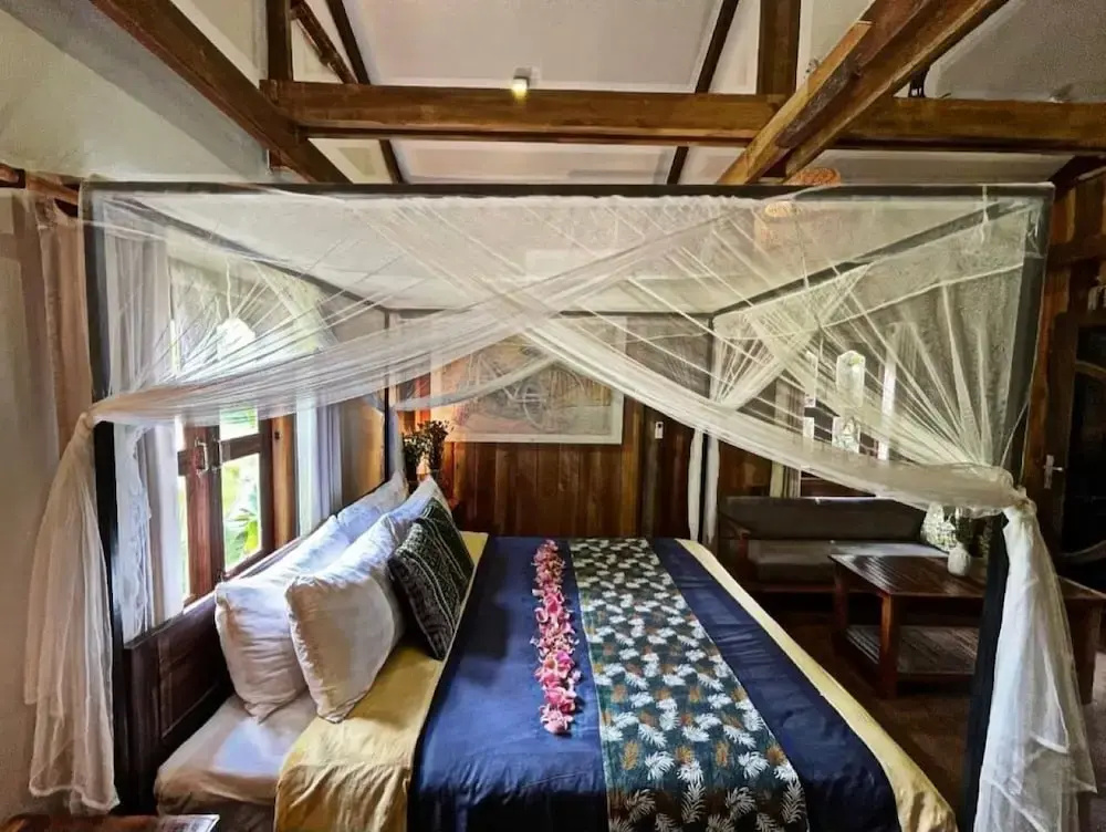 2 Bedrooms Villa with balcony