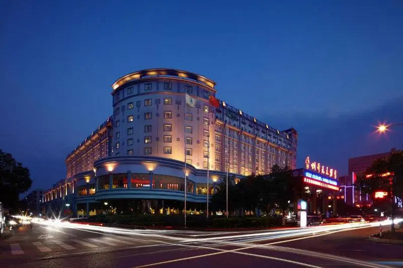 New Century Hotel Taizhou - Chambres
