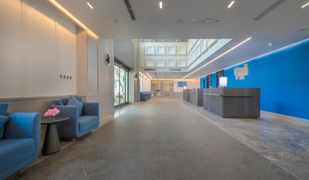 Lobby & Reception