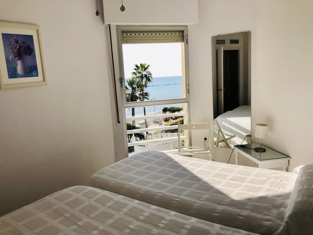 Rentcostadelsol Benalmadena-Pto Marina