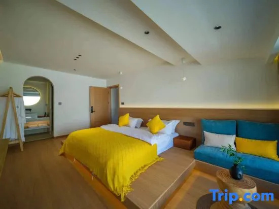 2 Bedrooms Suite