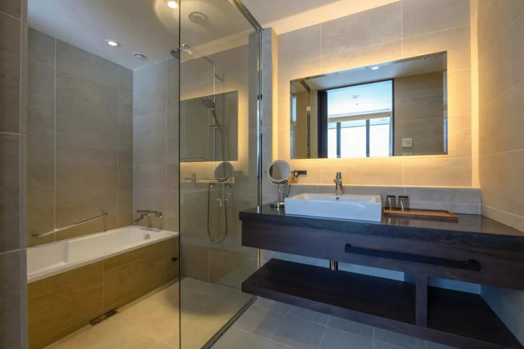 2 Bedrooms Suite