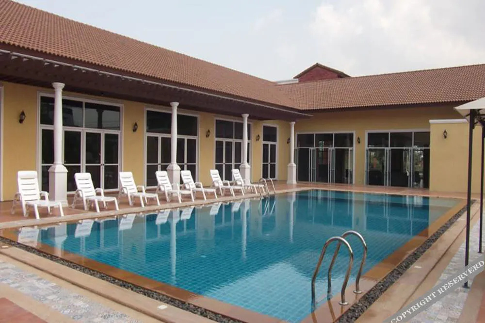 The Victoria Resort