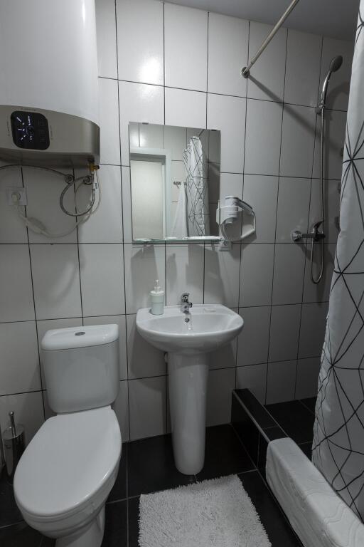 Двухместный полулюкс двуспальная кровать в Домна