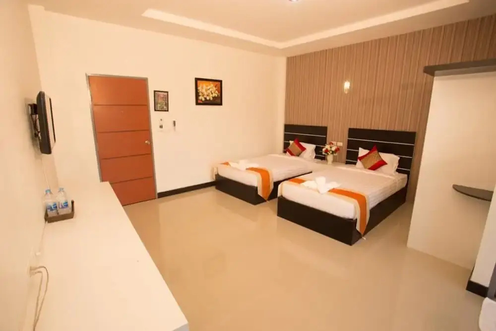 Standard Double room (twin beds)