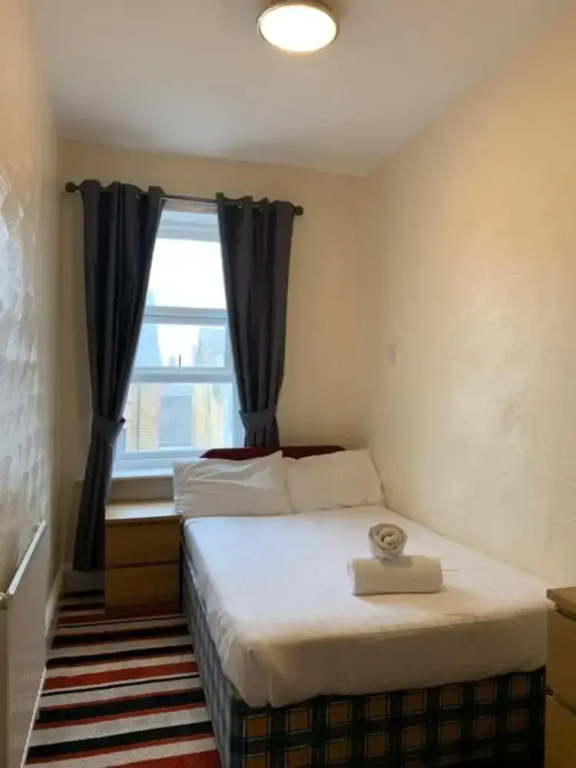 Economy Triple room