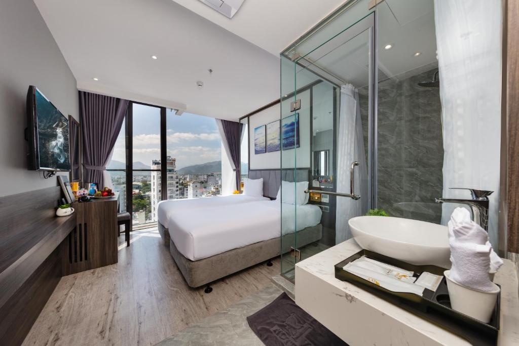 Отель Ivy Nha Trang hotel в Нячанге