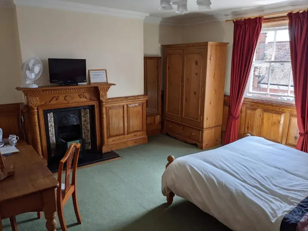 Bedroom