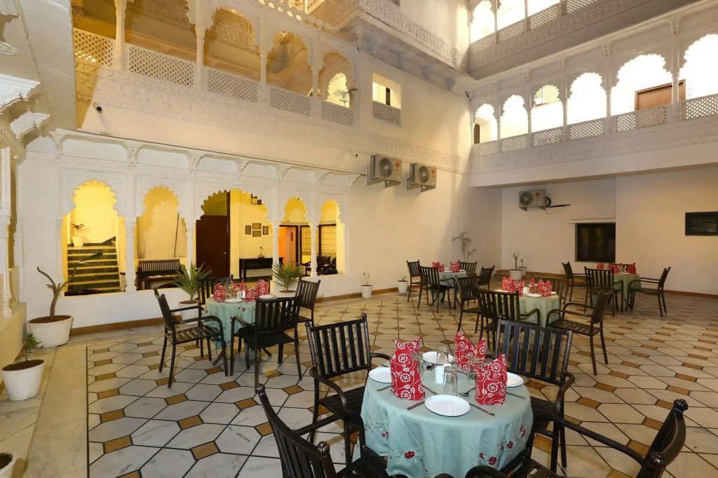 Hotel photo 11