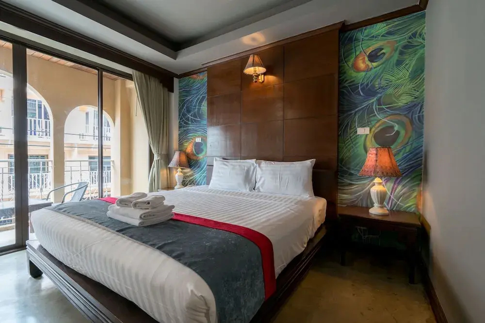 Standard Double room with balcony (full double bed)