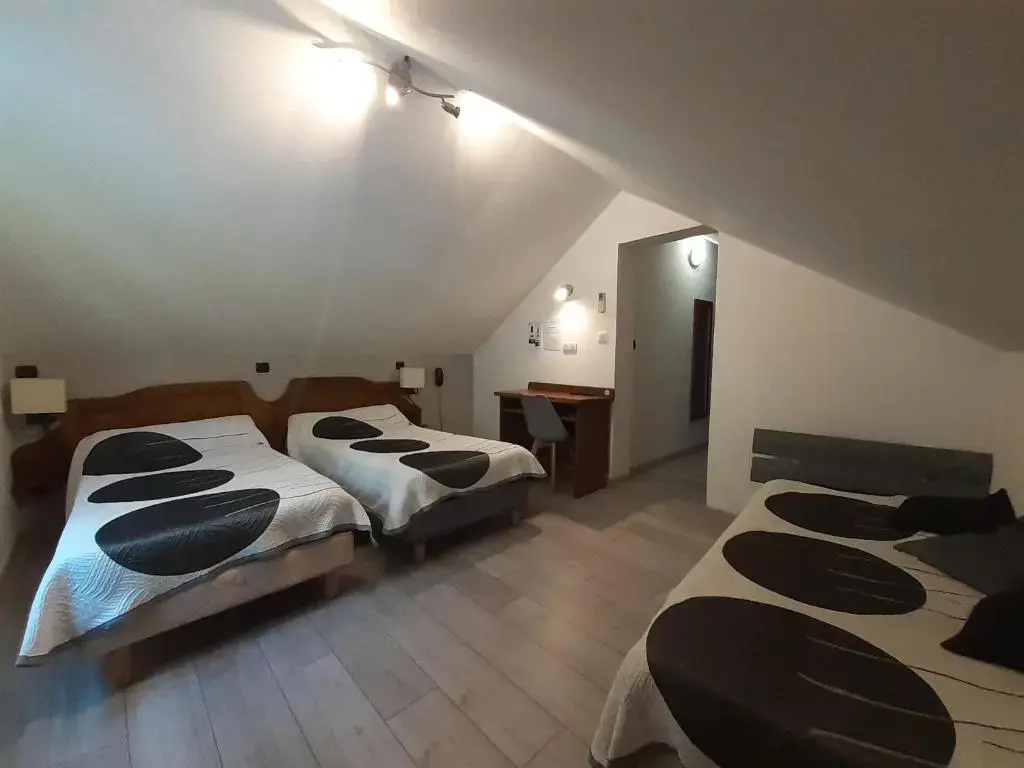 Voir la photo 2 — Auberge de la Cascade