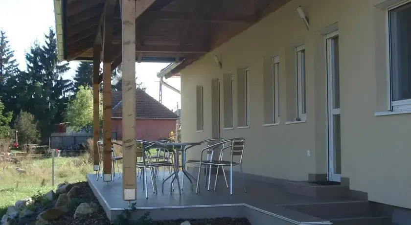 Hegyeskő Apartmanház - фото 7