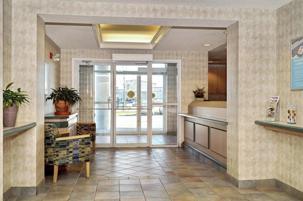 Hotel photo 8