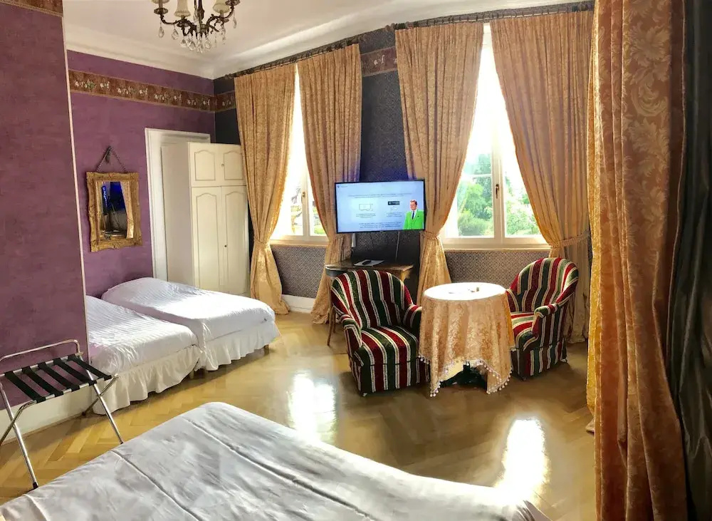 Standard Triple Family room