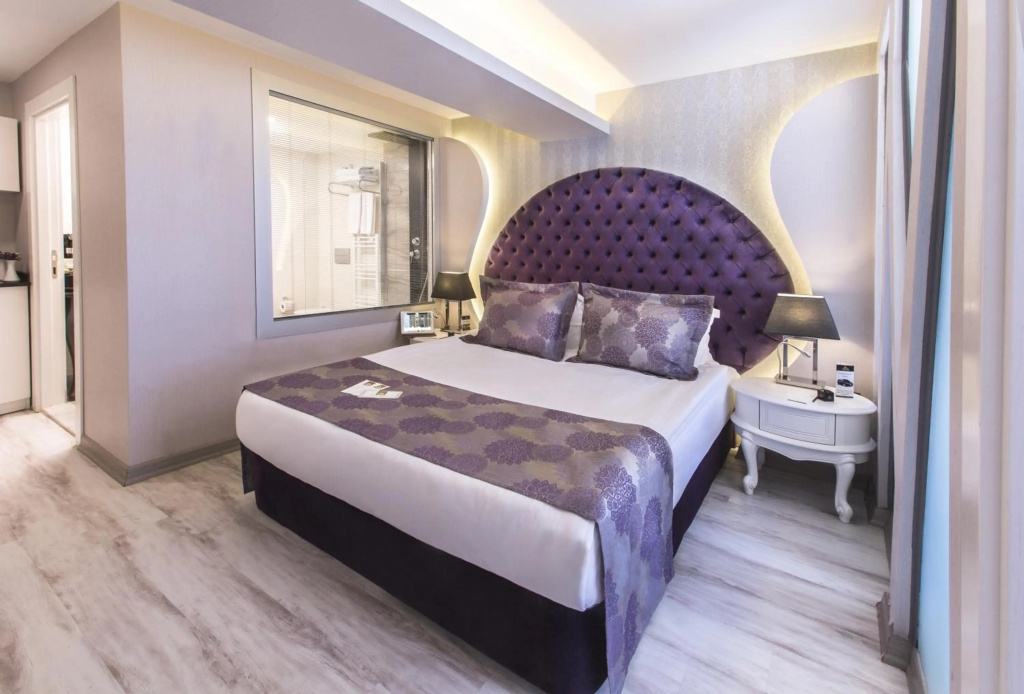 Demonti Otel - Général