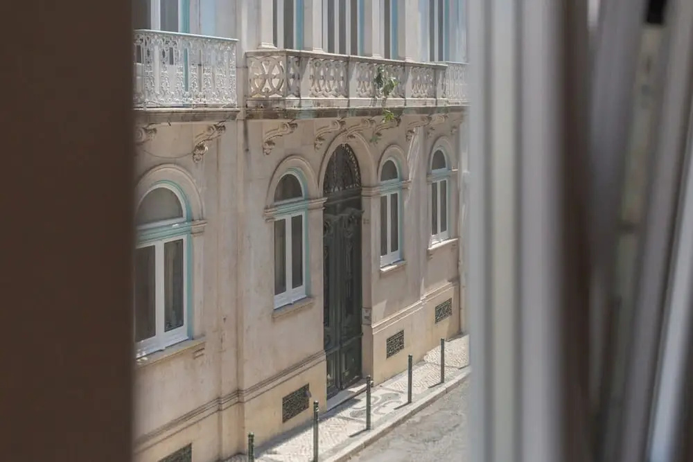 Family Comfort in Principe Real AC and Parking
