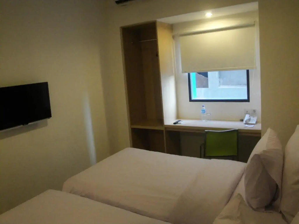Top Hotel Manado - фото 21