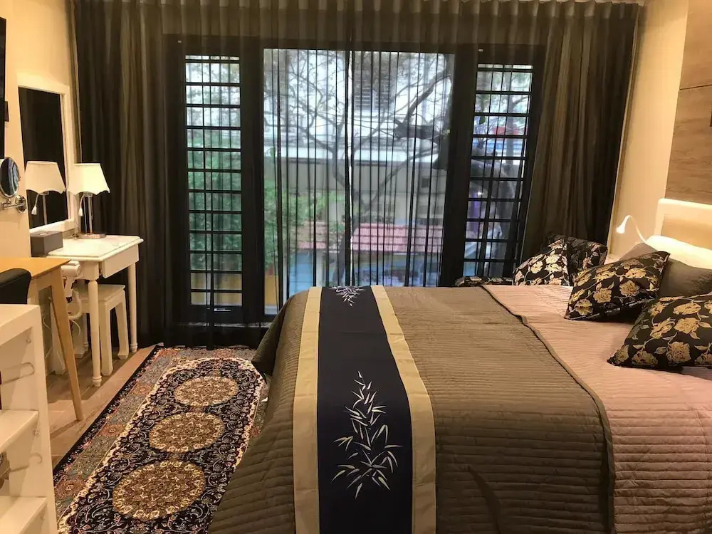 Deluxe Apartment with balcony