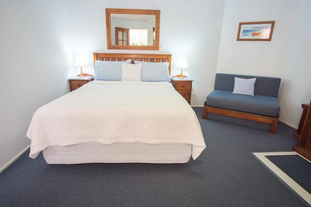 Standard Double Basement room (full double bed)