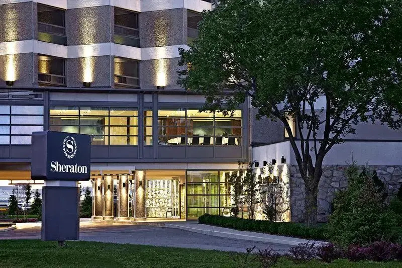 Sheraton Montreal Airport Hotel - Chambres