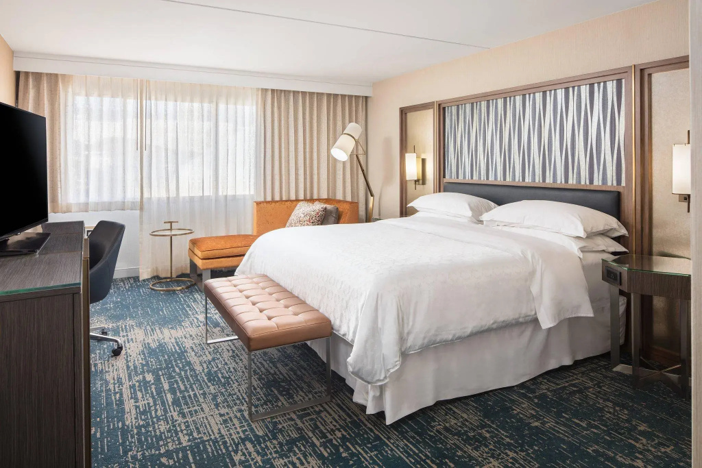 Standard Double Club room (full double bed)