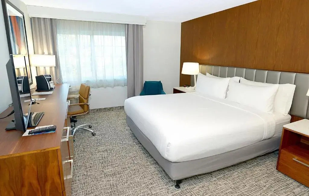 Holiday Inn Hotel & Suites San Mateo-San Francisco SFO by IHG - Chambres