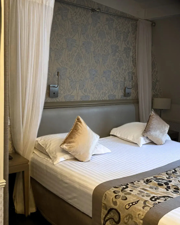 Hotel Monceau Wagram 13