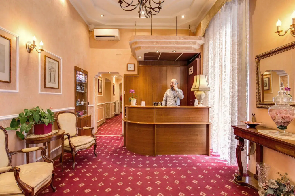 Hotel photo 2