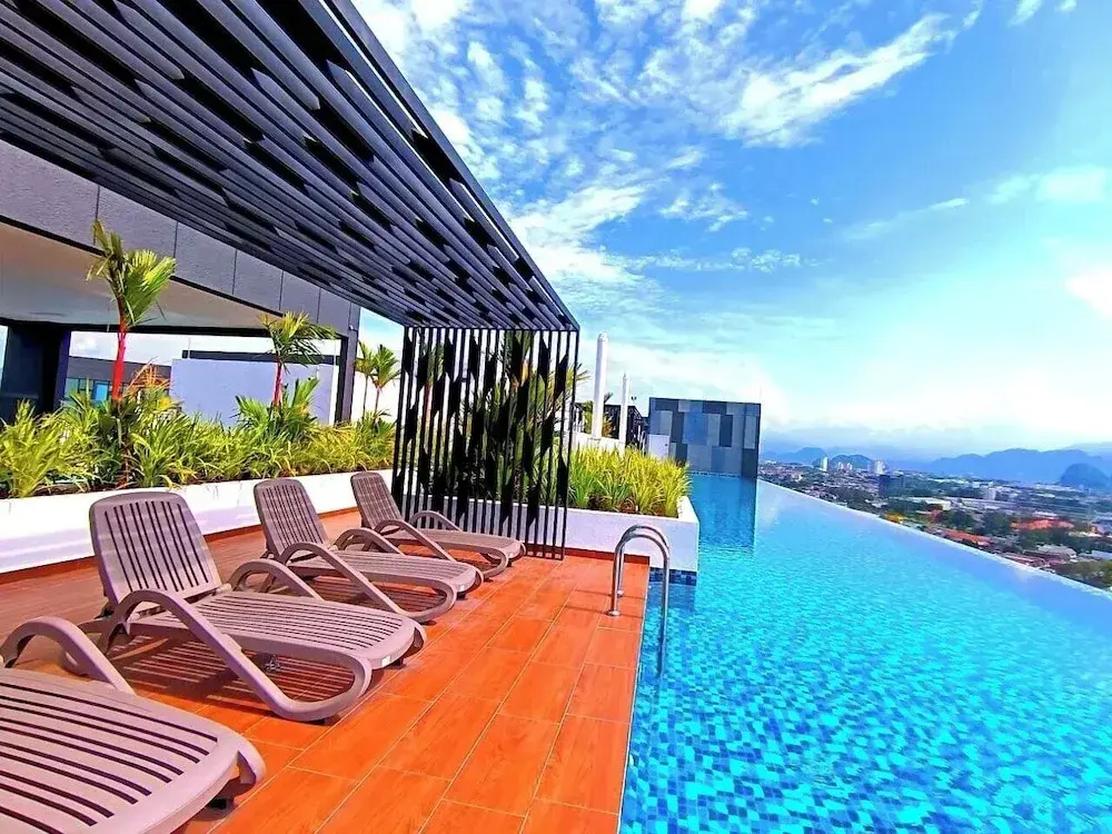 The Horizon Ipoh Dual L13A by Grab A Stay