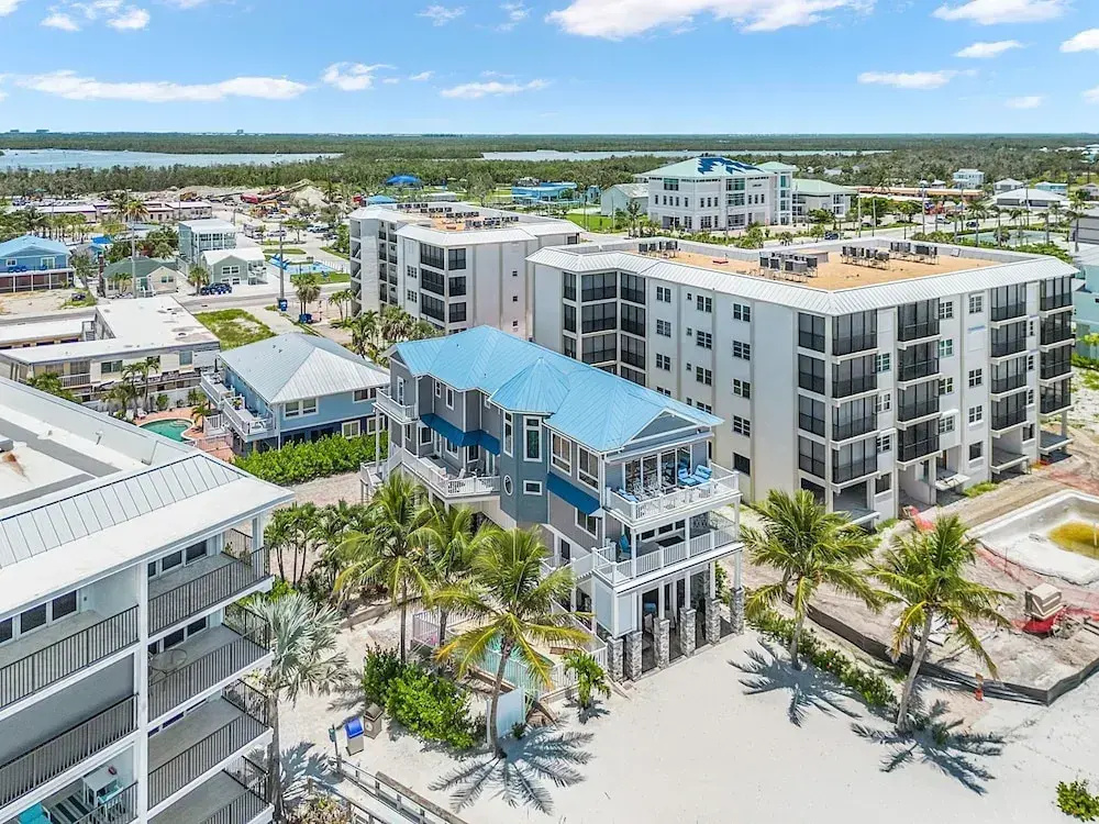 ~warm Sands~ Fantastic Gulf Front Duplex! 3 Bedroom Home by RedAwning