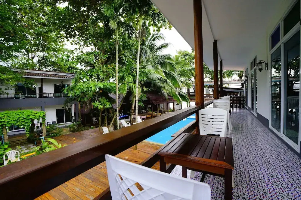 Deluxe Double room (twin beds)