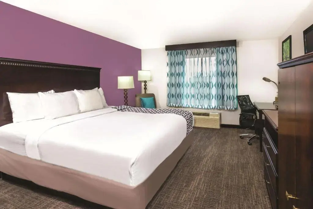 La Quinta Inn & Suites by Wyndham Rome - Chambres