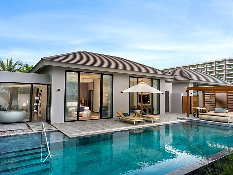 Crowne Plaza Phu Quoc Starbay