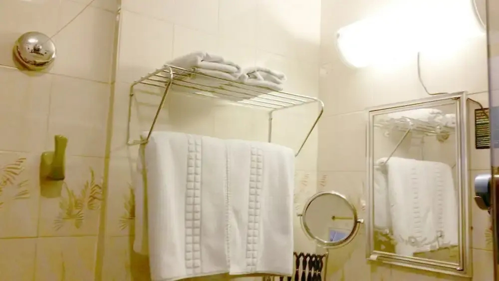 Krystal Hotel - Chambres